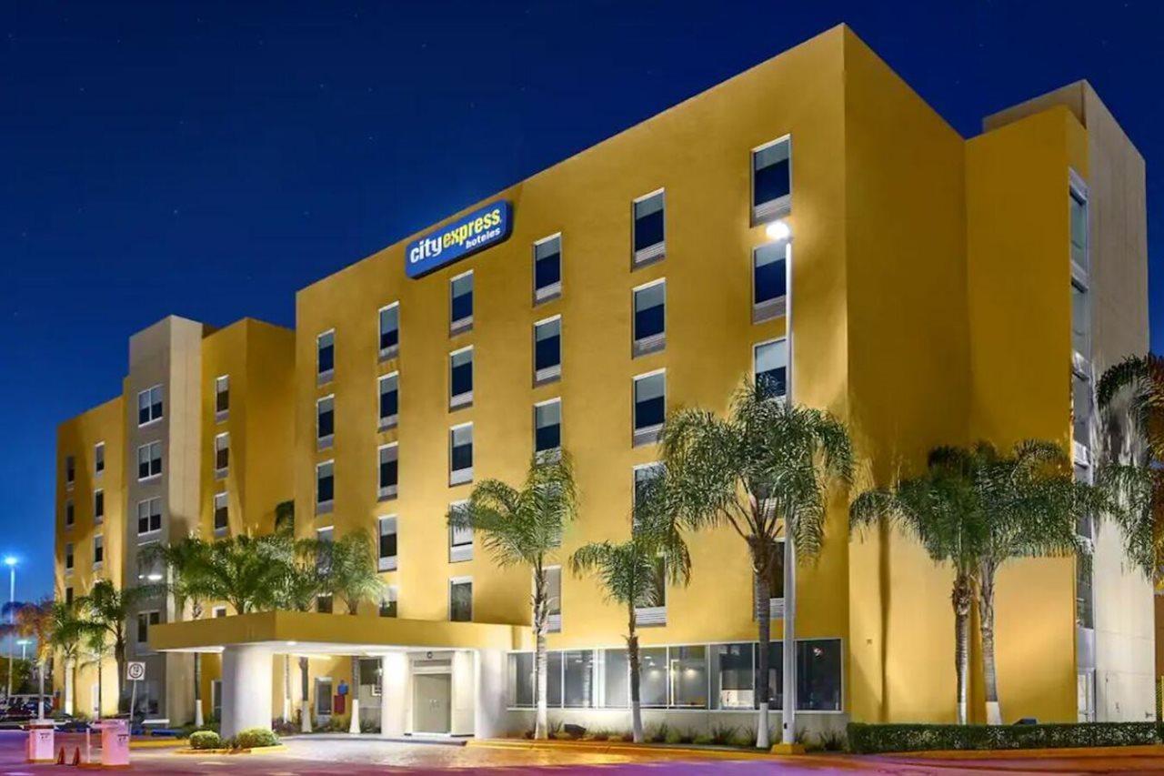 ซิตี้ เอ็กซ์เพรส เลออน Hotel ภายนอก รูปภาพ