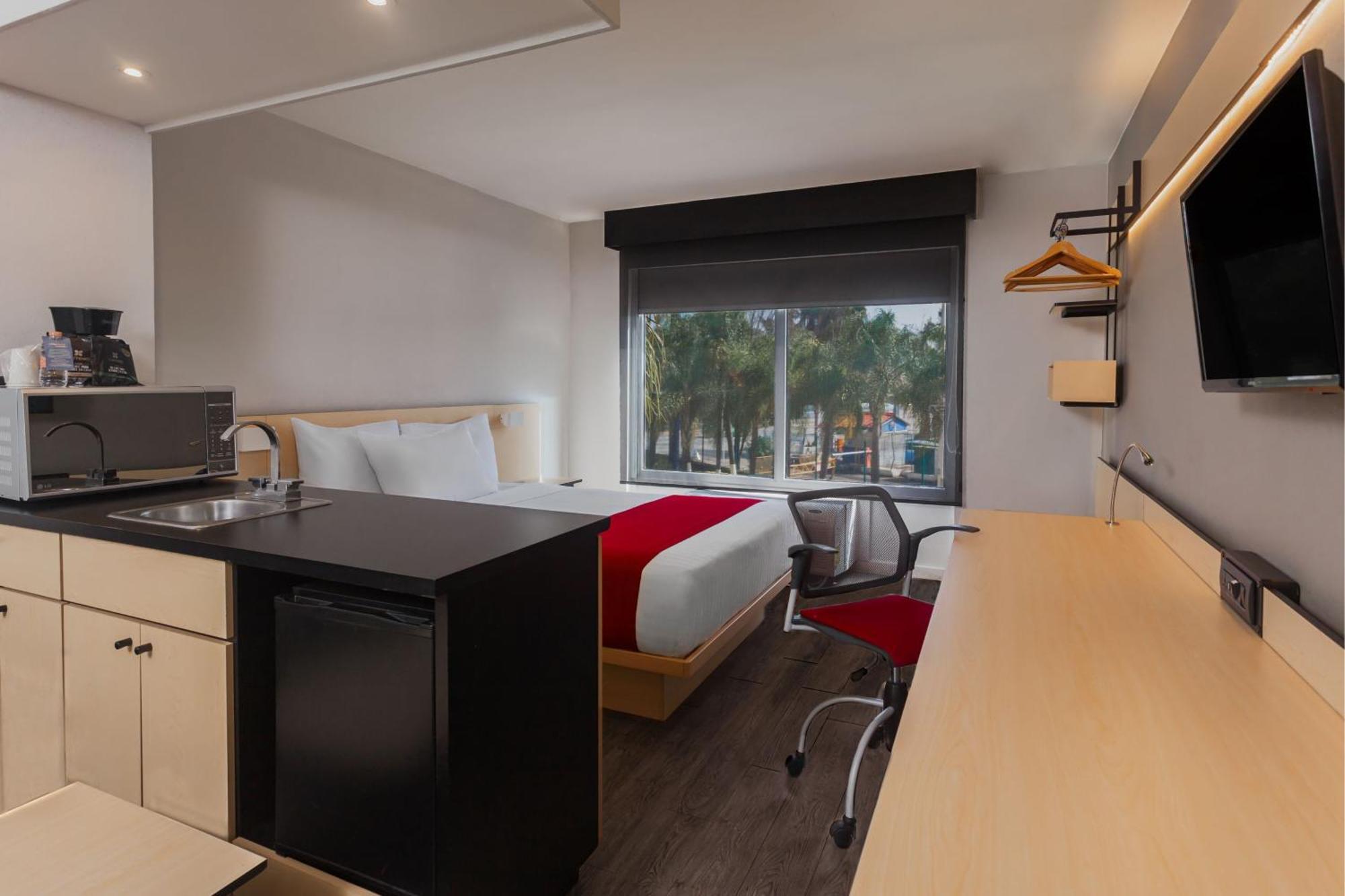 ซิตี้ เอ็กซ์เพรส เลออน Hotel ภายนอก รูปภาพ