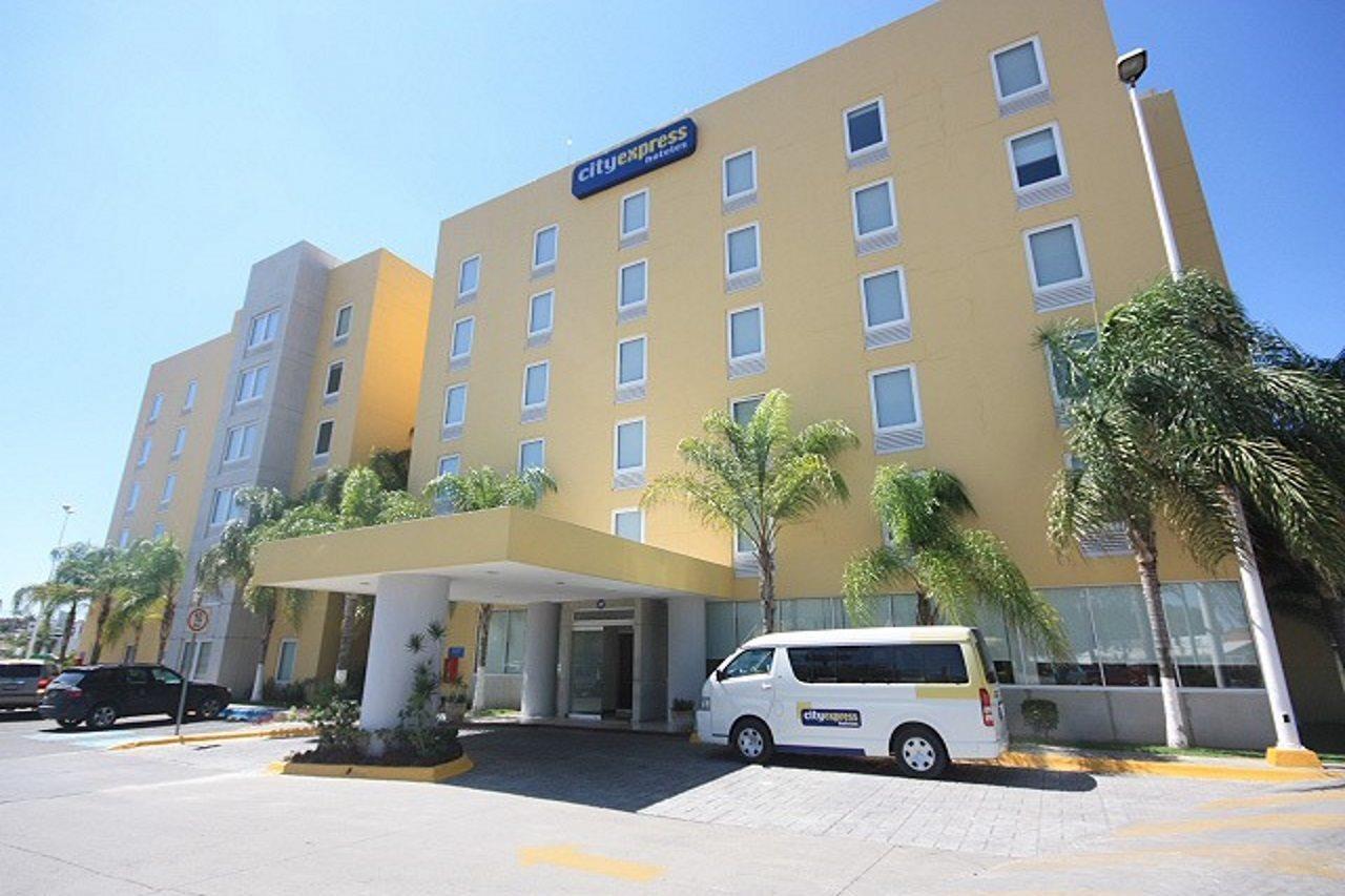 ซิตี้ เอ็กซ์เพรส เลออน Hotel ภายนอก รูปภาพ
